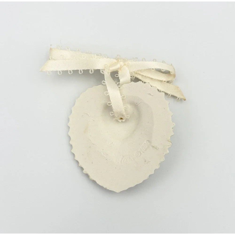 Margaret Furlong Bisque Porcelain Heart Seashell Ornament Oh Sweetest Heart 1986